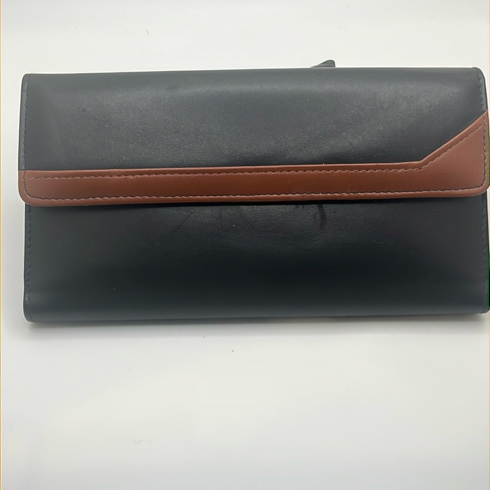Buxton Black Leather wallet Model 16 Organizer Clutch